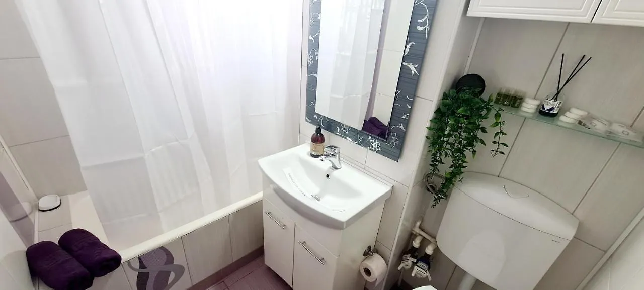 Perfect View Apartament 2 Rooms Self Check-In Bucharest Apartment